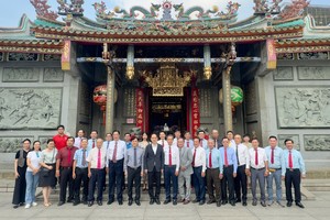 胡志明市华人会馆接待中国驻越南大使馆代表团