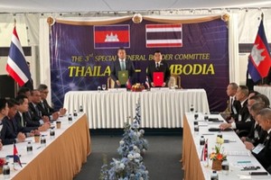 柬泰双方于2025年12月27日签署停火联合声明。