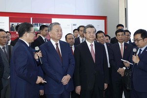 越南共产党中央总书记、国家主席苏林参观考察河北省雄安新区起步区。图：越通社