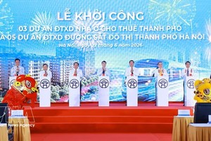 越南政府总理黎明兴出席河内市租赁住房与城铁项目动工仪式。图自越通社