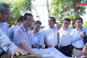 工作团进行实地检查。