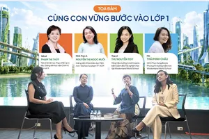 Các chuyên gia chia sẻ tại toạ đàm