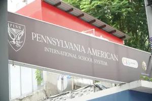 Trường Tiểu học-THCS PennSchool cơ sở đường Trần Bình Trọng, phường Chợ quán. Ảnh chụp sáng 25-8
