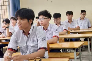Năm học 2026-2027, trường học TPHCM sẽ thay thế bàn ghế không phù hợp với chiều cao của học sinh
