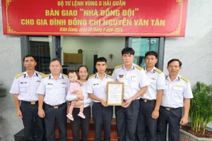 Bộ Tư lệnh Vùng 5 Hải quân bàn giao “Nhà đồng đội”