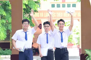 ĐBSCL: 1 thí sinh bị ngất xỉu, 1 trường hợp được bố trí phòng thi riêng