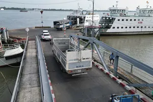Vĩnh Long tiếp nhận quản lý cụm phà Vàm Cống