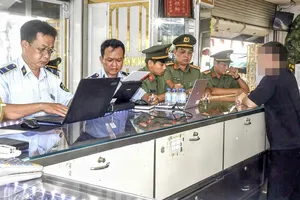 Xử phạt 99 cơ sở kinh doanh vàng 