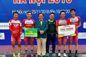 TPHCM với chiếc huy chương vàng thứ 5 nội dung đồng đội tính giờ 4 km. 