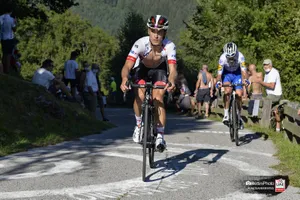 Tay đua Valerio Conti rất mạnh đường đèo.