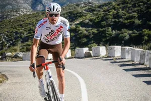 Lilian Calmejane chấn thương là tin khá buồn với AG2R Citroen. 