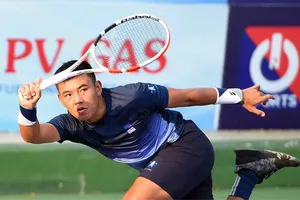 Lý Hoàng Nam dừng chân ở bán kết