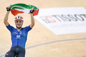Niềm vui chiến thắng của Elia Viviani