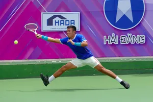 Lý Hoàng Nam có khởi đầu thuận lợi