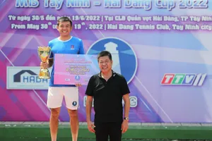 Lý Hoàng Nam đăng quang