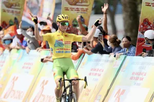 Vũ điệu ăn mừng chiến thắng của Petr Rikunov