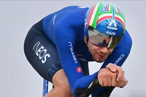 Filippo Ganna là tay đua cá nhân tính giờ hàng đầu thế giới