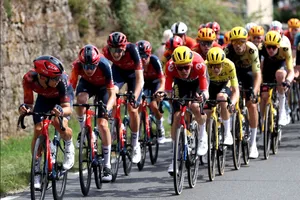 Ineos Grenadiers và Jumbo-Visma đang thực hiện kế hoạch bí mật