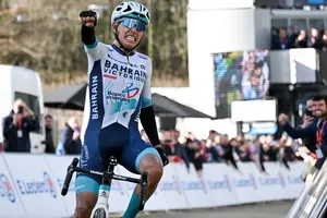 Santiago Buitrago về nhất chặng