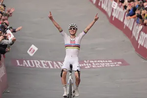 Tadej Pogacar kỳ vọng sẽ đăng quang tại Tour of Flanders 2025