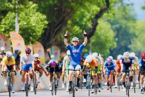 Nick Kergozou lần thứ 5 ăn mừng chiến thắng