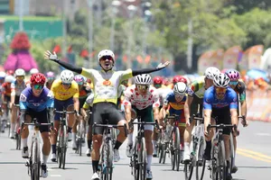 Niềm vui chiến thắng của Nguyễn Tấn Hoài