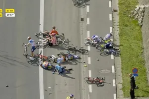 Tai nạn ngày càng nhiều ở môn đua xe đạp do tốc độ được nâng cao