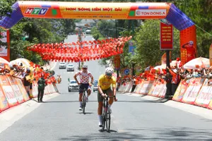 Áo vàng Mikhail Fokin về nhất tại đích đến Đà Lạt