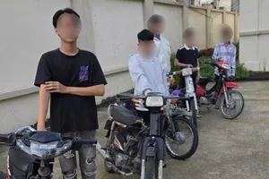 Các thanh thiếu niên cùng phương tiện gây rối trật tự công cộng trên địa bàn 