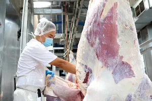 Sản xuất tại nhà máy của Công ty TNHH Pacow International, tỉnh Tây Ninh