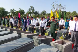 Truy điệu, an táng 158 hài cốt liệt sĩ quân tình nguyện Việt Nam hy sinh tại Campuchia