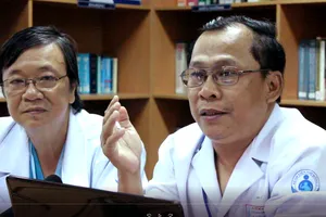 Giảm 10 kg trong 6 tháng, bé gái 14 tuổi ở Bình Dương bị chứng kìm kẹp mạch máu