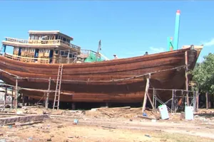 Lần đầu tiên, ngư dân Ninh Thuận đóng tàu trên 1.000CV