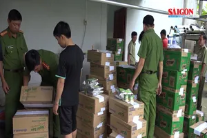 Hậu Giang: Niêm phong 1.800 gói, hộp sữa khiến học sinh phải nhập viện sau khi uống