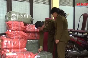 QLTT thu giữ gần 1 tấn bao bì không rõ nguồn gốc