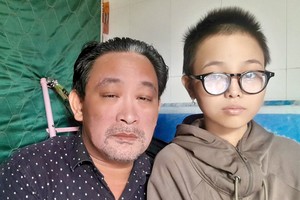 吴长江与癌症女儿求助。