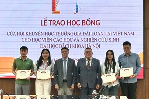 越南台商奖学基金会颁发振兴越南工业技术奖学金