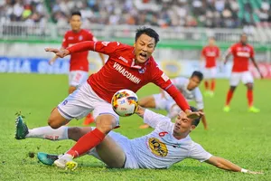 Lịch thi đấu V-League 2017 sẽ điều chỉnh ở các vòng 18, 19 và 20. (Ảnh: ANH TIẾN)
