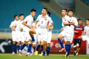 Đội tuyển Việt Nam trong buổi tập cuối cùng chuẩn bị cho trận đấu. Ảnh: MINH HOÀNG