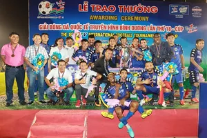 B.Bình Dương với lần thứ 6 đăng quang. Ảnh: TRẦN QUÝ