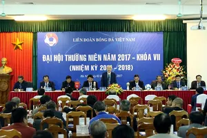 Đang có những chiếc ghế thừa ở VFF. Ảnh: VFF