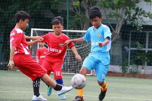 Các trận đấu tại giải diễn ra rất hấp dẫn và quyết liệt. Ảnh: ANH TRẦN