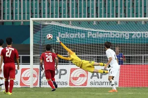 Bàn gỡ 1-3 của Minh Vương. Ảnh: DŨNG PHƯƠNG