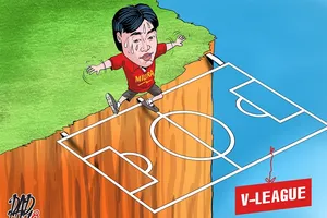 HLV Miura đã có một mùa bóng đầy sóng gió cùng CLB TPHCM. Infographic: DAD