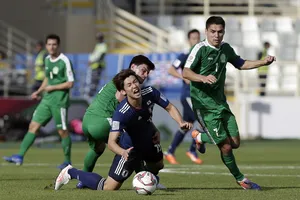 Nhật Bản giành chiến thắng ở trận ra quân