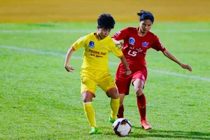 Tuyết Dung cùng PP.Hà Nam có chiến thắng kịp lúc trước Hà Nội. Ảnh: Anh Trần