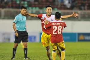 Hà Tĩnh có chiến thắng dễ dàng trước HA.GL. Ảnh: Nguyễn Nhân