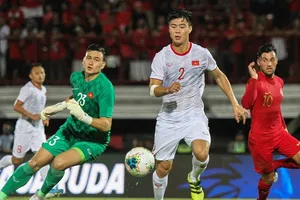 Duy Mạnh vui mừng sau bàn thắng. Ảnh: AFC