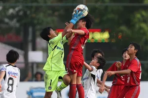 Giải được xem là sân chơi giao lưu cho các cầu thủ trẻ hai nước Việt Nam và Nhật Bản. Ảnh: Dũng Phương