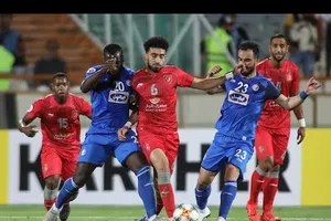Esteghlal Tehran (áo xanh) nhiều khả năng không tham dự AFC Champions Leagie 2020. 